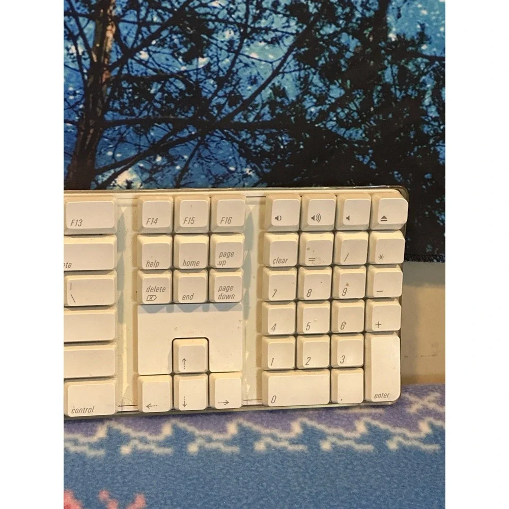 Apple Wireless‎ Keyboard